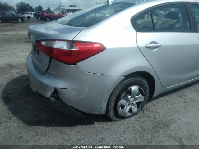 KNAFX4A60G5532715 KIA FORTE LX