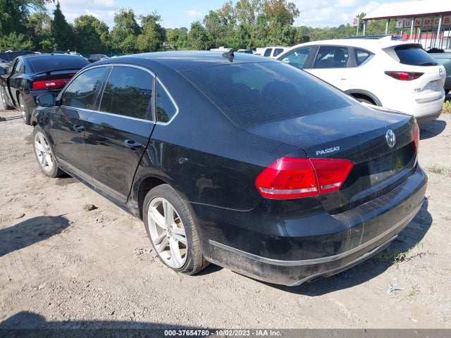 1VWBN7A39EC084625 Volkswagen Passat Tdi Se W/sunroof & Nav