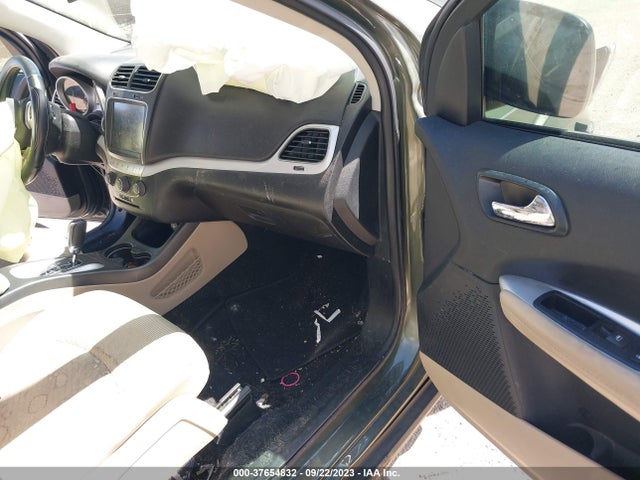 Dodge JOURNEY SE 2019 3C4PDCBG3KT870300 Image 5