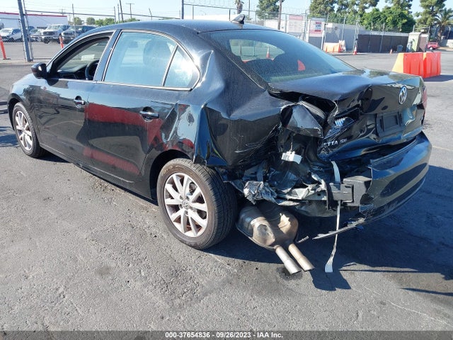 3VWD17AJ5FM320089 Volkswagen Jetta Sedan 1.8t Se
