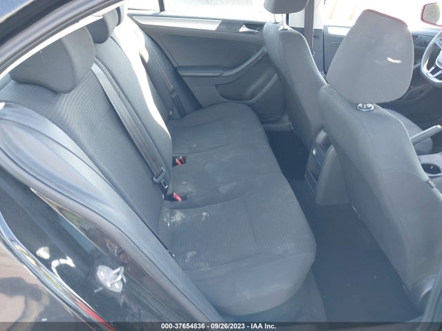 3VWD17AJ5FM320089 Volkswagen Jetta Sedan 1.8t Se