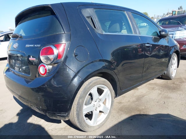 Chevrolet SONIC LTZ 2016 1G1JE6SB9G4141961 Image 4