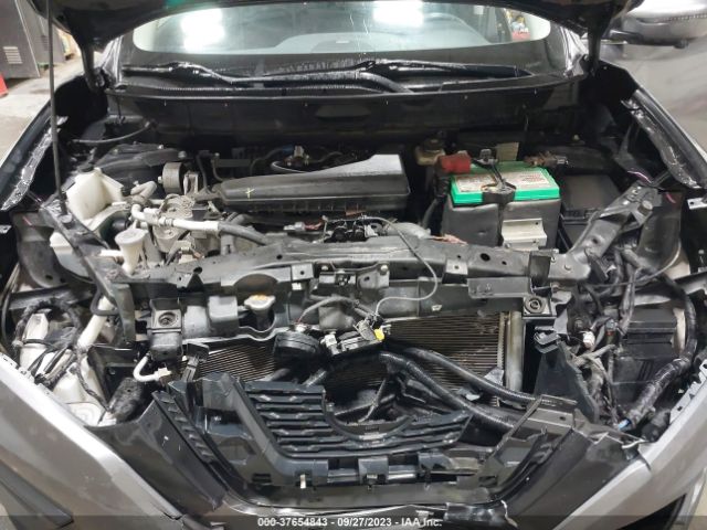 5N1AT2MV9JC786826 Nissan Rogue Sl