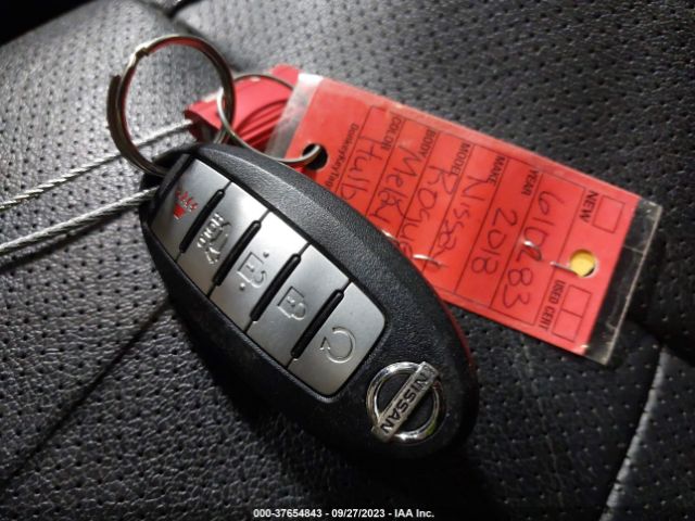 5N1AT2MV9JC786826 Nissan Rogue Sl