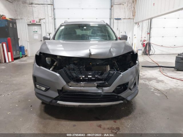 5N1AT2MV9JC786826 Nissan Rogue Sl