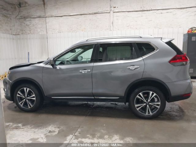 5N1AT2MV9JC786826 Nissan Rogue Sl