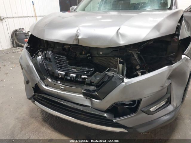 5N1AT2MV9JC786826 Nissan Rogue Sl
