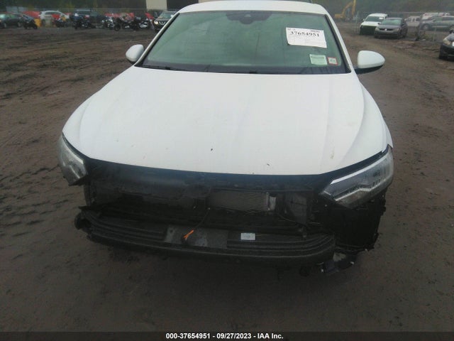 3VW5M7BU7PM041300 Volkswagen JETTA S