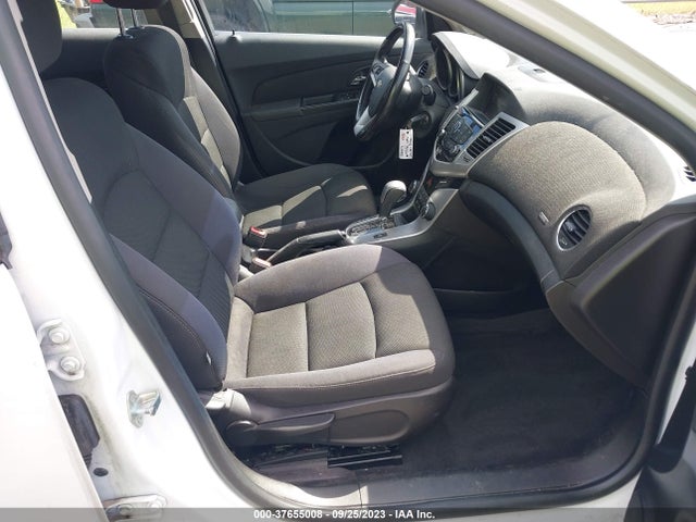Chevrolet Cruze 1lt 2014 1G1PC5SB3E7441646 Image 5