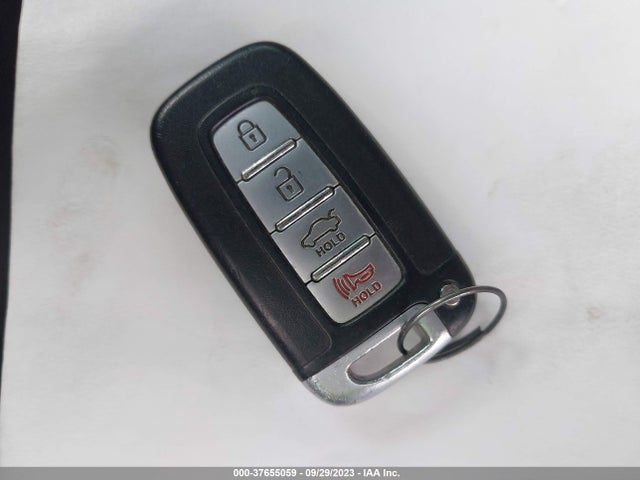 Hyundai SONATA HYBRID 2015 KMHEC4A46FA138209 Image 11