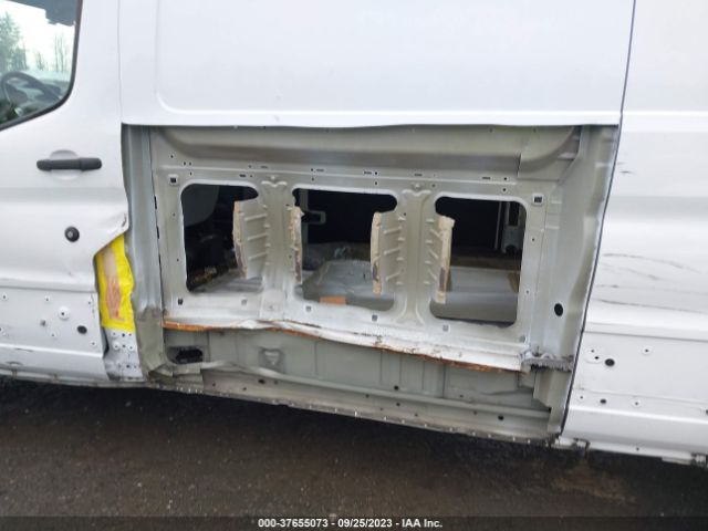 1FTYE2YG5GKA93095 Ford TRANSIT CARGO VAN