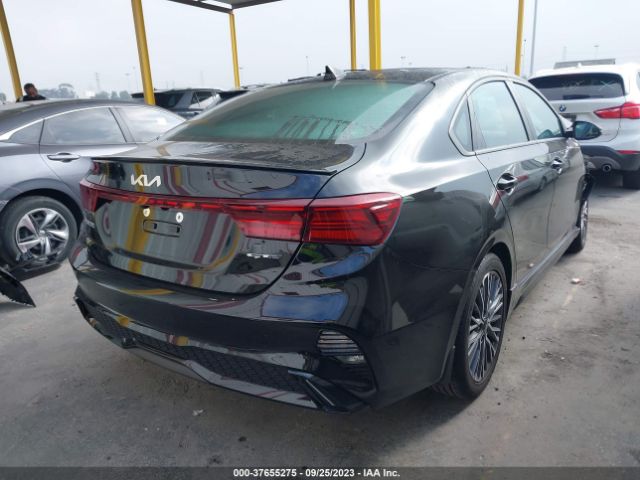 3KPF54AD5PE643465 KIA Forte Gt-line