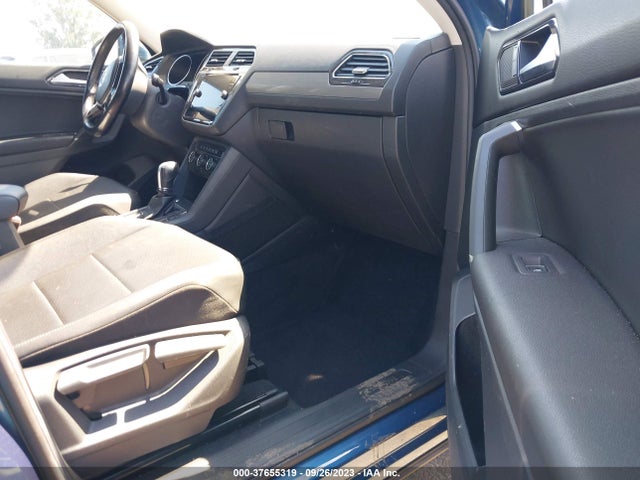 3VV3B7AX4JM047592 Volkswagen Tiguan Sel/se