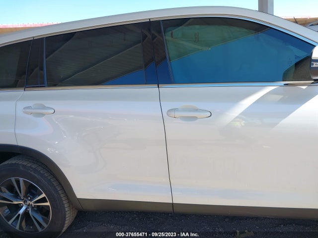 Toyota Highlander Le 2019 5TDZZRFHXKS326483 Image 5