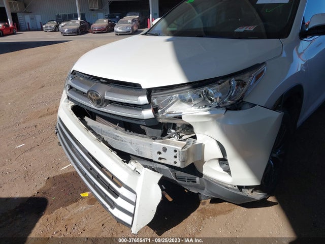 Toyota Highlander Le 2019 5TDZZRFHXKS326483 Image 12