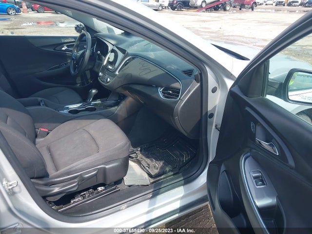 Chevrolet MALIBU LT 2019 1G1ZD5ST5KF141008 Image 5