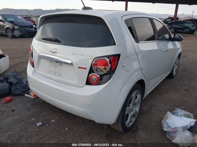 Chevrolet SONIC LTZ 2016 1G1JE6SB3G4152972 Image 4