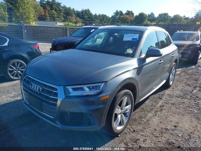 WA1BNAFY1J2237576 Audi Q5 Premium Plus