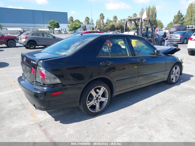 2002 LEXUS IS 300 VIN: JTHBD192020059865