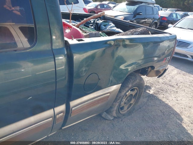 2002 CHEVROLET SILVERADO 1500 LS VIN: 1GCEK19T02Z338290