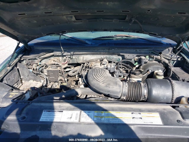 1999 FORD F-150 VIN: 2FTRX18W0XCA38400
