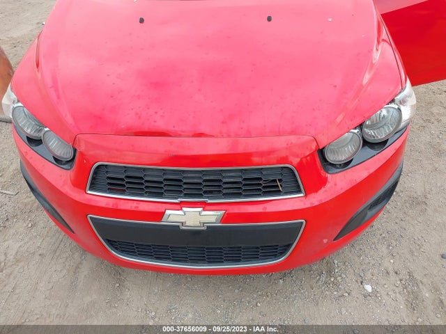 Chevrolet SONIC LT 2014 1G1JC5SH3E4225503 Image 6