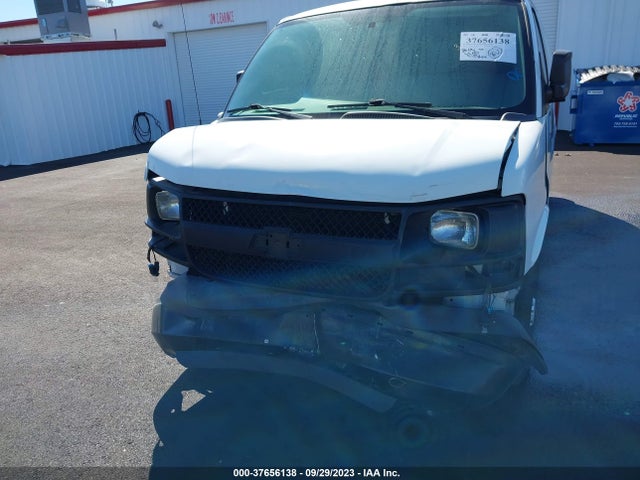 Chevrolet EXPRESS CARGO VAN 2016 1GCWGAFF1G1219397 Image 12