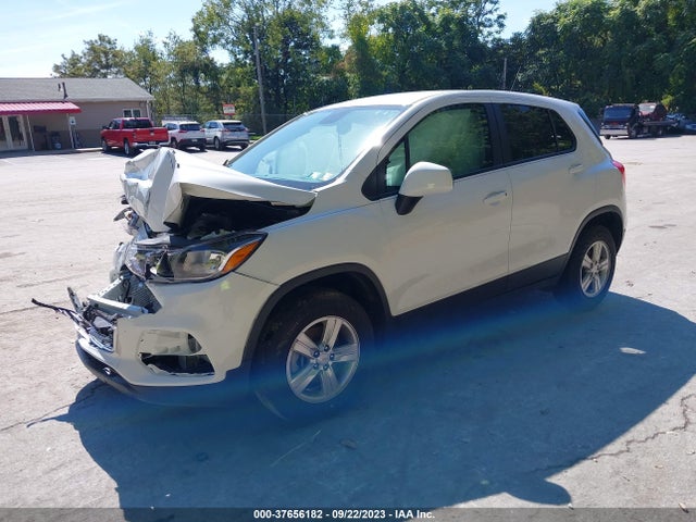 Chevrolet Trax Awd Ls 2021 KL7CJNSB7MB346558 Image 2