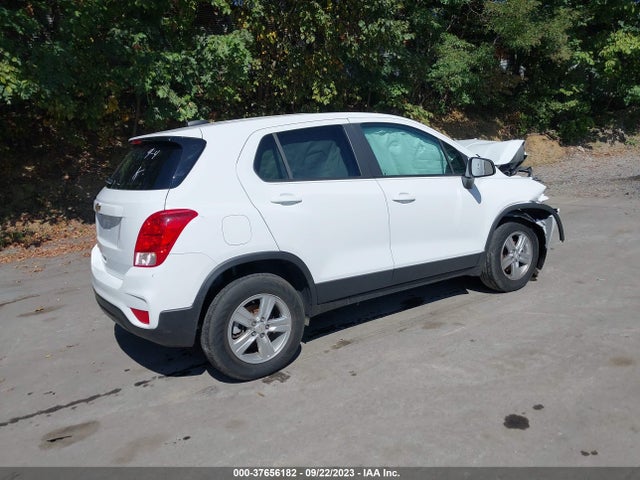 Chevrolet Trax Awd Ls 2021 KL7CJNSB7MB346558 Image 4