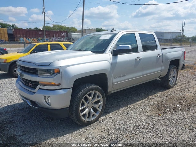Chevrolet Silverado 1500 Lt 2016 3GCUKREC3GG372344 Image 2