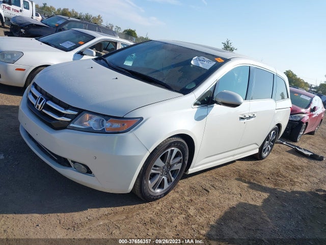 Honda Odyssey Touring 2015 5FNRL5H98FB107077 Image 2