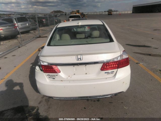 1HGCR6F74FA005670 Honda Accord Hybrid Touring