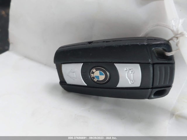 2011 BMW 3 SERIES 328I VIN: WBADW7C52BE727661