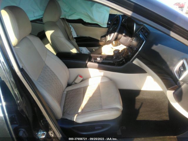 1N4AA6AP1JC369150 Nissan Maxima 3.5 Platinum