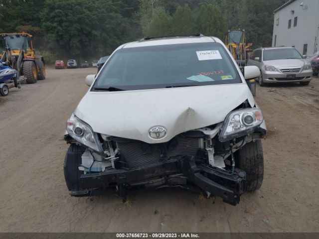 5TDDZ3DC5HS172143 Toyota SIENNA XLE