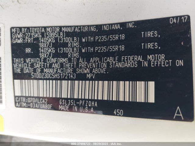 5TDDZ3DC5HS172143 Toyota SIENNA XLE