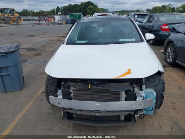 WDD3G4EB8KW003440 Mercedes-Benz A-class A 220