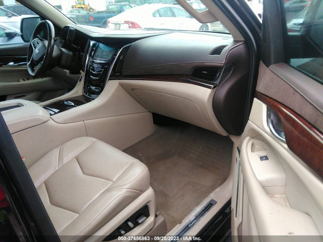 1GYS4BKJ1GR481021 Cadillac Escalade Luxury Collection