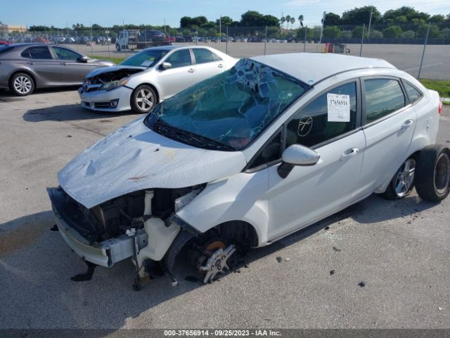 3FADP4BJ0KM107615 Ford FIESTA SE