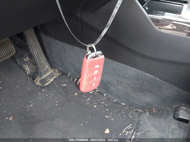 KNALN4D70E5131899 KIA Cadenza Premium