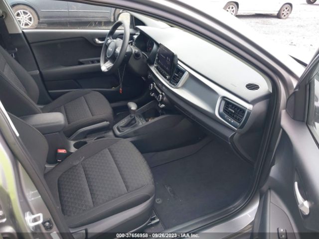 3KPA24AD8PE592983 KIA RIO S