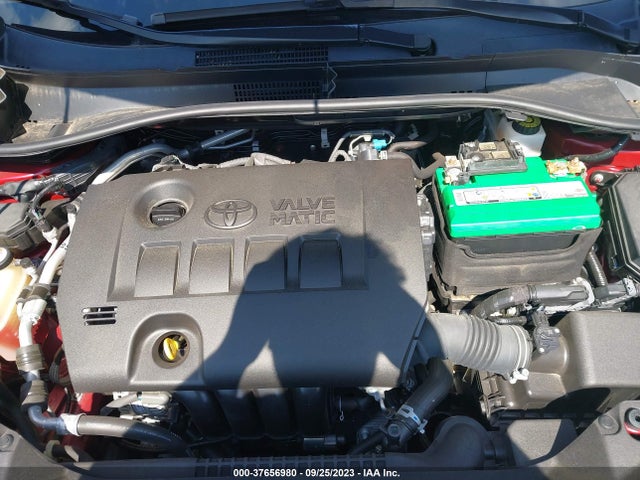 Toyota C-HR XLE 2018 NMTKHMBX6JR020303 Image 10