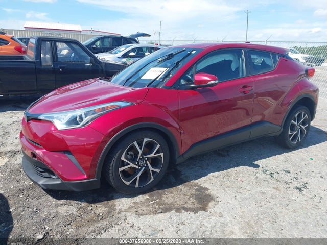 Toyota C-HR XLE 2018 NMTKHMBX6JR020303 Image 2