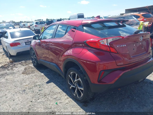 Toyota C-HR XLE 2018 NMTKHMBX6JR020303 Image 3