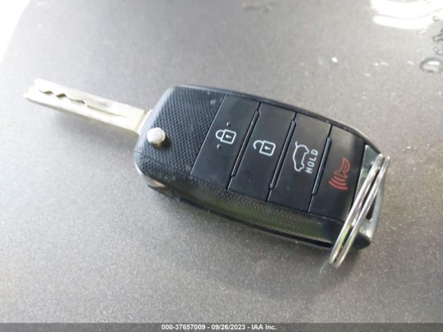 5XYPG4A32KG537542 KIA SORENTO L