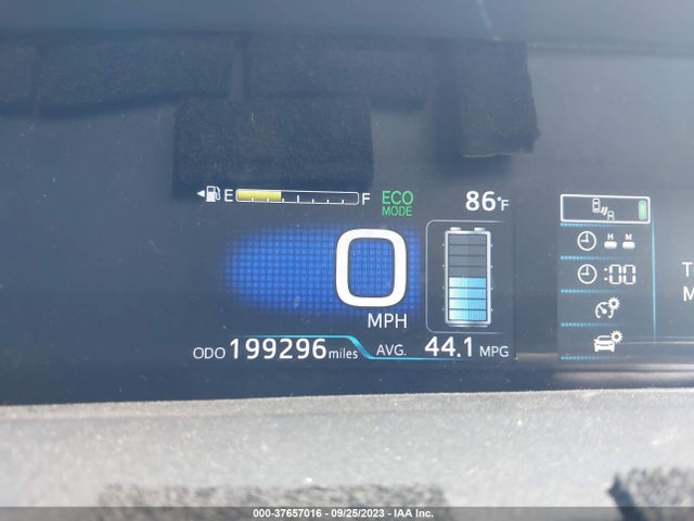 Toyota Prius Four 2016 JTDKARFU0G3513620 Image 16
