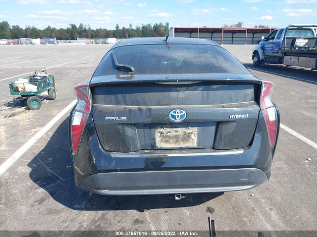 Toyota Prius Four 2016 JTDKARFU0G3513620 Image 17