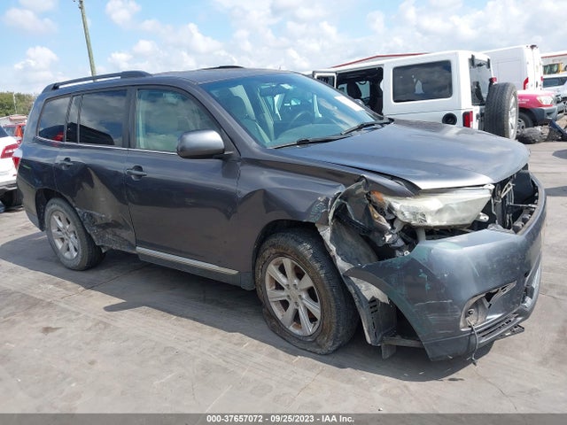 2012 TOYOTA HIGHLANDER BASE V6 VIN: 5TDBK3EH3CS119701