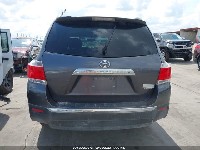 2012 TOYOTA HIGHLANDER BASE V6 VIN: 5TDBK3EH3CS119701