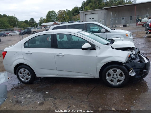 Chevrolet Sonic Ls Auto 2014 1G1JA5SH9E4235538 Image 14